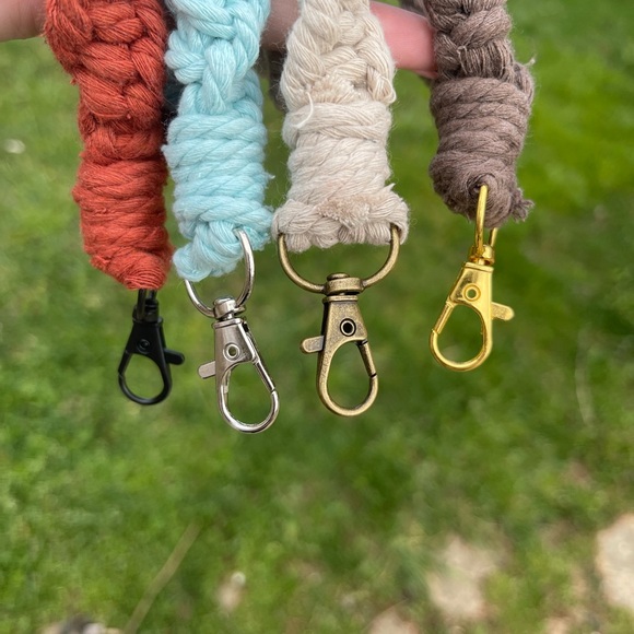 Macrame Keychain Wristlet - Picture 2 of 2